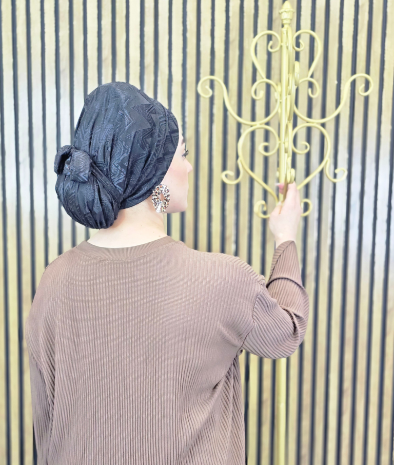 כובע פפיון- שחור כובע פפיון- שחור