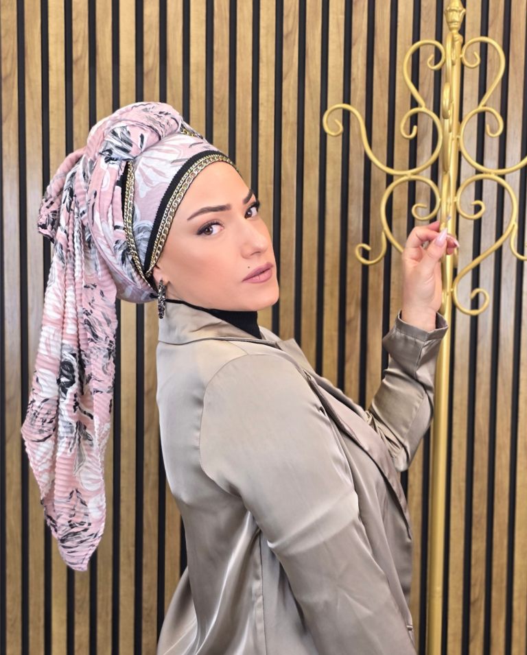 צעיף פליסה- שרשרת זהב