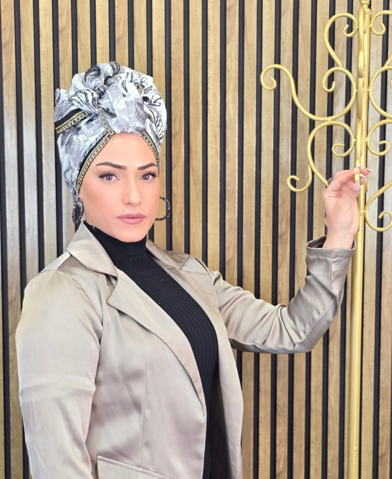 צעיף פליסה- שרשרת זהב