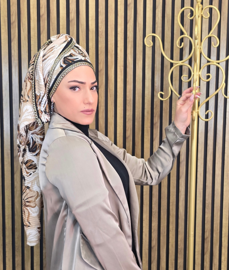 צעיף פליסה- שרשרת זהב