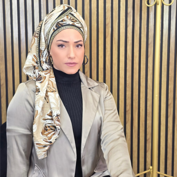 צעיף פליסה- שרשרת זהב