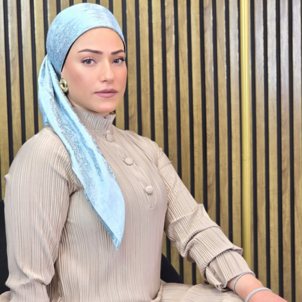 מרובעת-עטרת חן