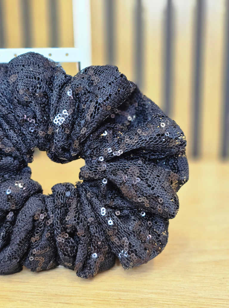 גומיית קצפת תחרה ופייטים