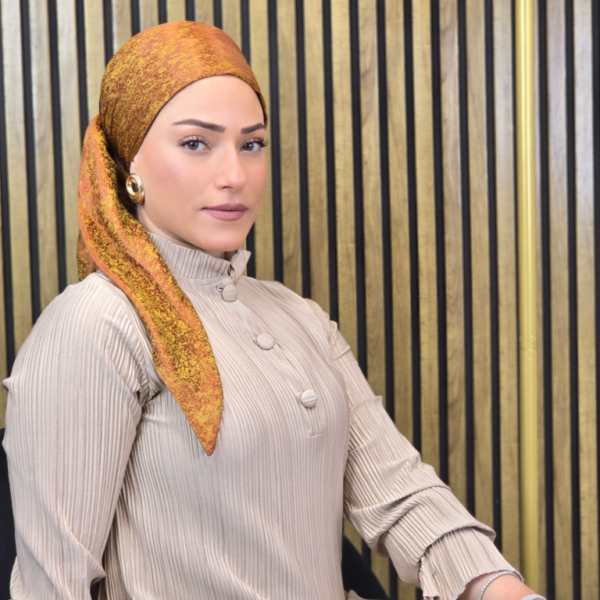 מרובעת-עטרת חן