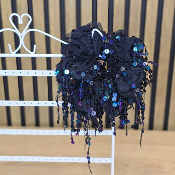 גומיית קצפת תחרה ופייטים